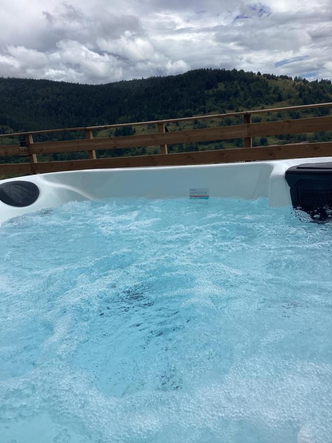 Les Chalets Bambi & Jacuzzi Privatif La Bresse Exterior photo