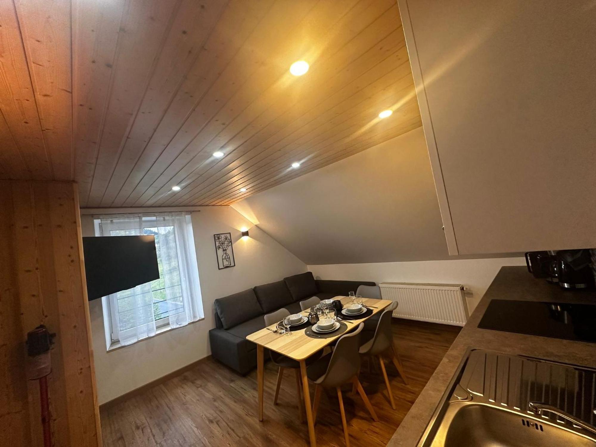 Les Chalets Bambi & Jacuzzi Privatif La Bresse Room photo
